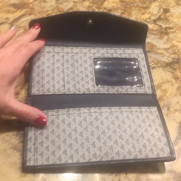 Long wallet - Picture 2 of 2